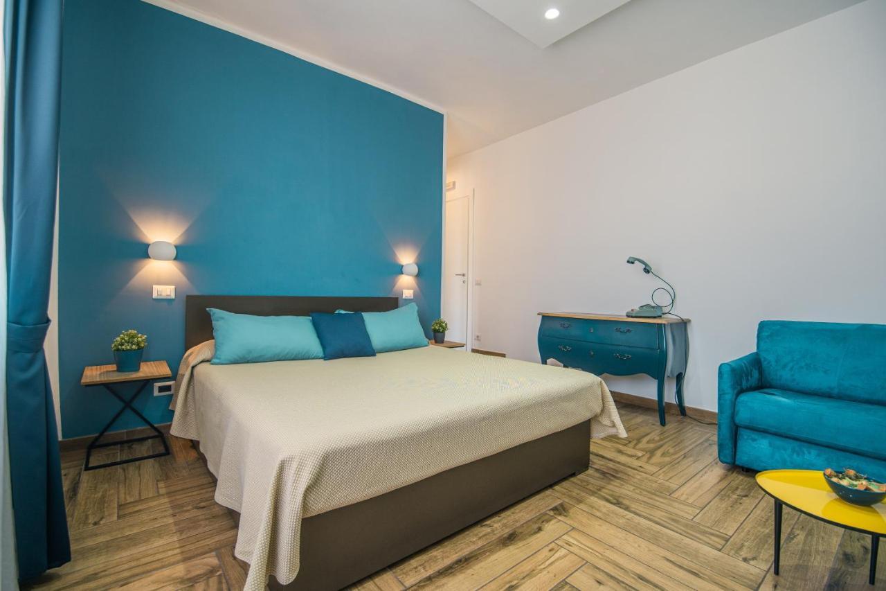 Hub Ferroviario - 12 Posti Letto Per Il Tuo Gruppo A Napoli Con Wifi E Netflix B&B 외부 사진